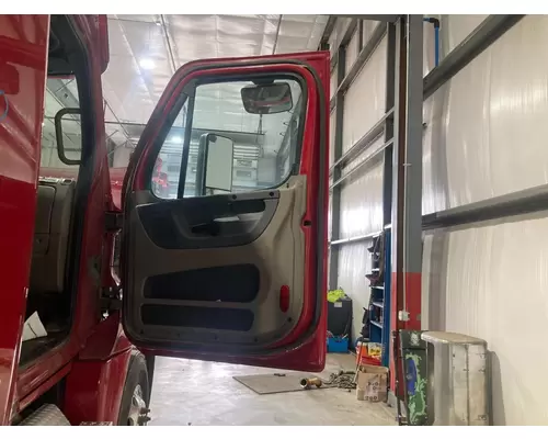 Freightliner CASCADIA Door Assembly, Front