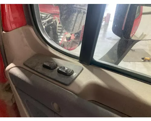 Freightliner CASCADIA Door Assembly, Front