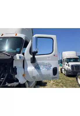 Freightliner CASCADIA Door Assembly, Front