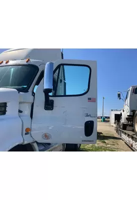 Freightliner CASCADIA Door Assembly, Front