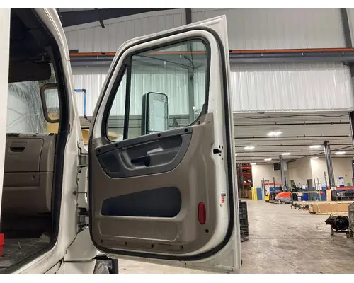 Freightliner CASCADIA Door Assembly, Front