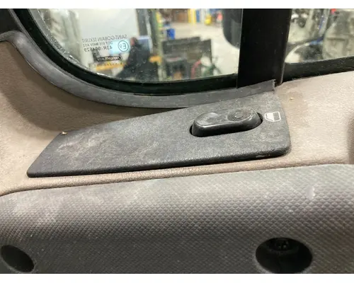 Freightliner CASCADIA Door Assembly, Front