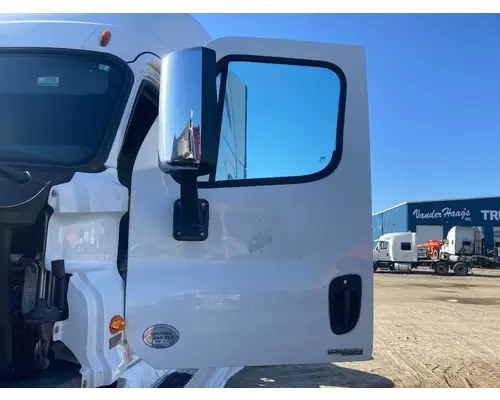 Freightliner CASCADIA Door Assembly, Front