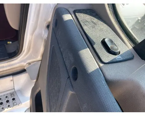 Freightliner CASCADIA Door Assembly, Front