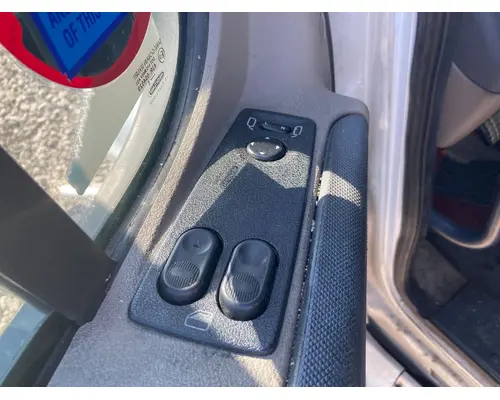 Freightliner CASCADIA Door Assembly, Front