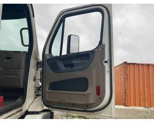 Freightliner CASCADIA Door Assembly, Front