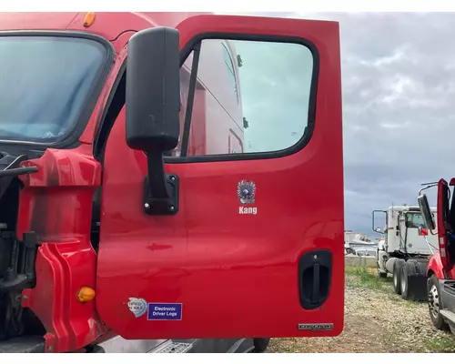 Freightliner CASCADIA Door Assembly, Front