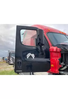 Freightliner CASCADIA Door Assembly, Front