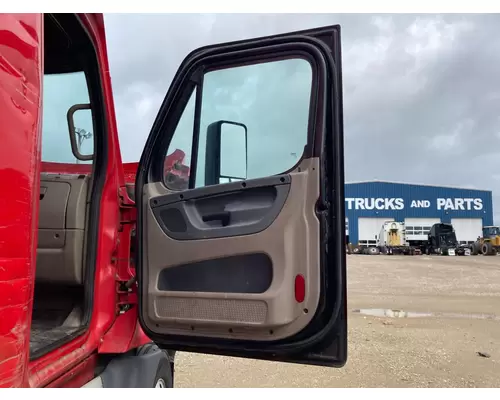 Freightliner CASCADIA Door Assembly, Front