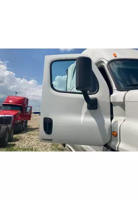 Freightliner CASCADIA Door Assembly, Front