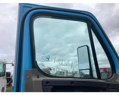 Freightliner CASCADIA Door Glass, Front