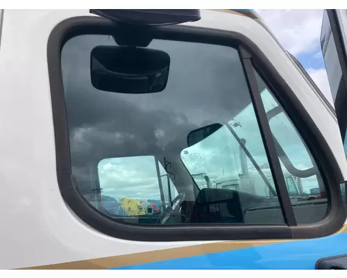 Freightliner CASCADIA Door Glass, Front