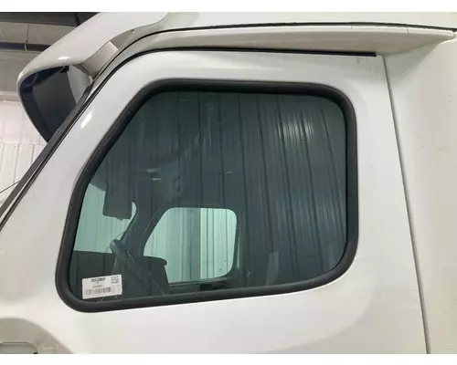 Freightliner CASCADIA Door Glass, Front