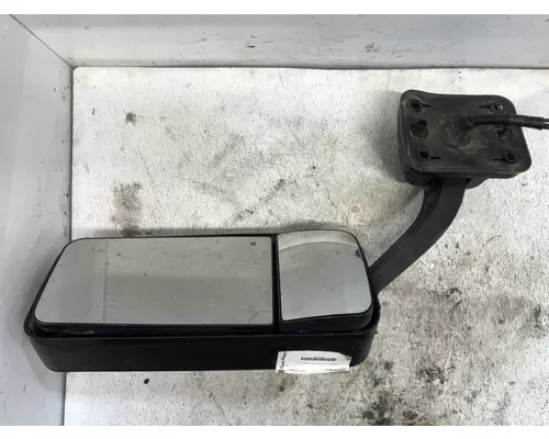 Freightliner CASCADIA Door Mirror