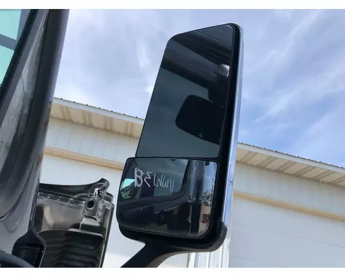 Freightliner CASCADIA Door Mirror