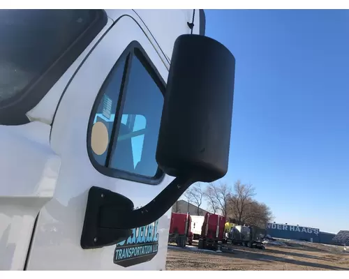 Freightliner CASCADIA Door Mirror