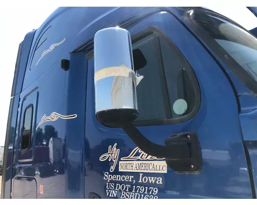 Freightliner CASCADIA Door Mirror