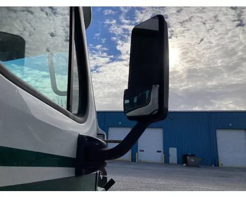 Freightliner CASCADIA Door Mirror