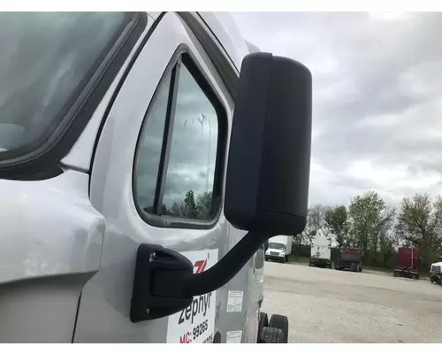 Freightliner CASCADIA Door Mirror