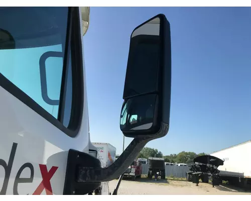 Freightliner CASCADIA Door Mirror