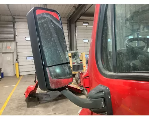 Freightliner CASCADIA Door Mirror
