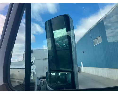 Freightliner CASCADIA Door Mirror