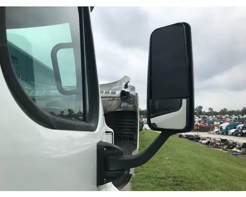 Freightliner CASCADIA Door Mirror