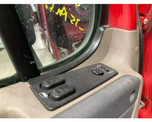 Freightliner CASCADIA Door Mirror