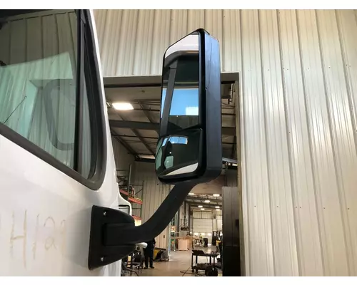 Freightliner CASCADIA Door Mirror