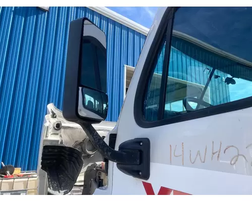 Freightliner CASCADIA Door Mirror