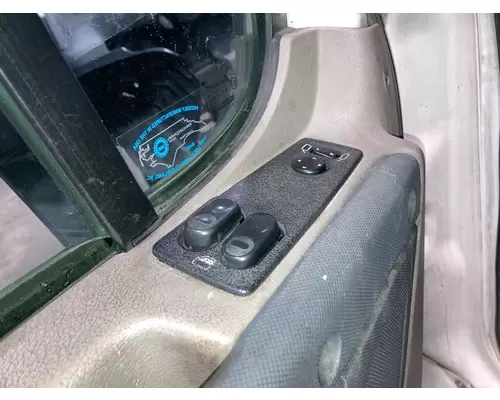 Freightliner CASCADIA Door Mirror