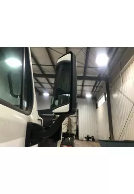 Freightliner CASCADIA Door Mirror