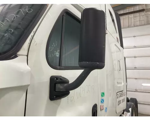 Freightliner CASCADIA Door Mirror