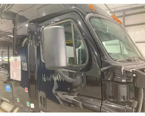 Freightliner CASCADIA Door Mirror