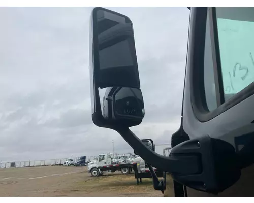 Freightliner CASCADIA Door Mirror