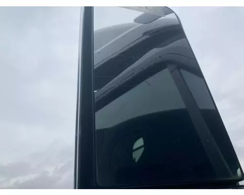 Freightliner CASCADIA Door Mirror