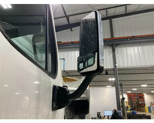 Freightliner CASCADIA Door Mirror