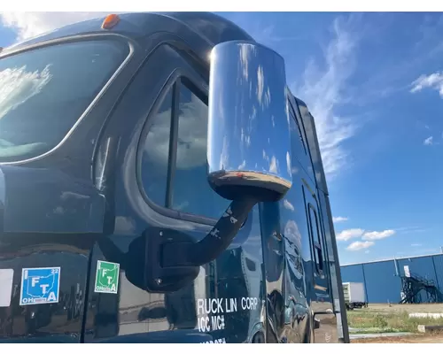 Freightliner CASCADIA Door Mirror