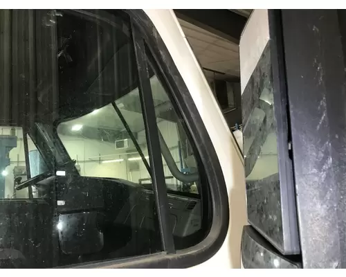 Freightliner CASCADIA Door Vent Glass, Front