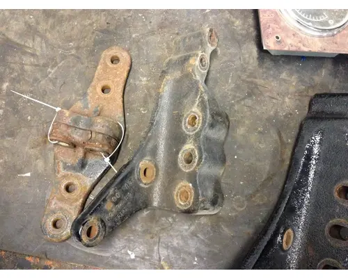 Freightliner CASCADIA Engine Brackets, Misc.