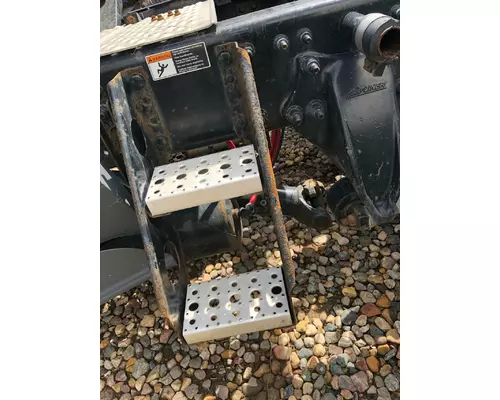 Freightliner CASCADIA Engine Brackets, Misc.