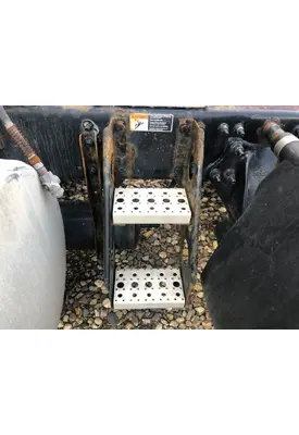 Freightliner CASCADIA Engine Brackets, Misc.