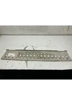 Freightliner CASCADIA Engine Brackets, Misc.