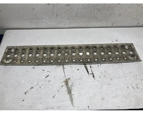 Freightliner CASCADIA Engine Brackets, Misc.