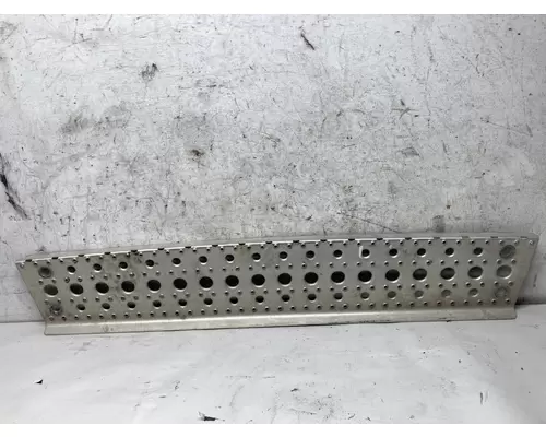 Freightliner CASCADIA Engine Brackets, Misc.