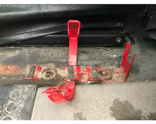 Freightliner CASCADIA Engine Brackets, Misc.