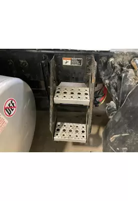 Freightliner CASCADIA Engine Brackets, Misc.