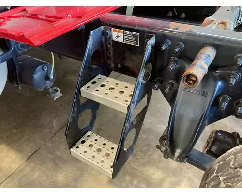 Freightliner CASCADIA Engine Brackets, Misc.