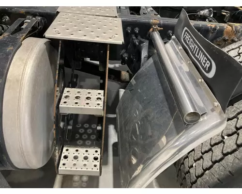 Freightliner CASCADIA Engine Brackets, Misc.