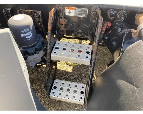 Freightliner CASCADIA Engine Brackets, Misc.